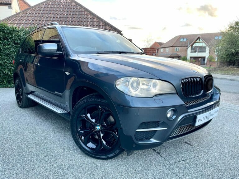 BMW X5 40d xDrive Dynamic. Huge Specification